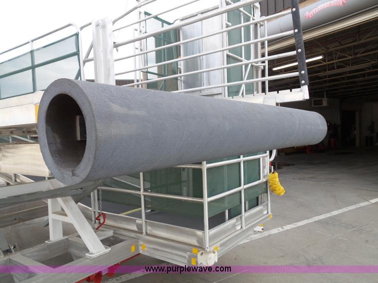 image for item J4851 2011 KCI GSE passenger boarding ramp