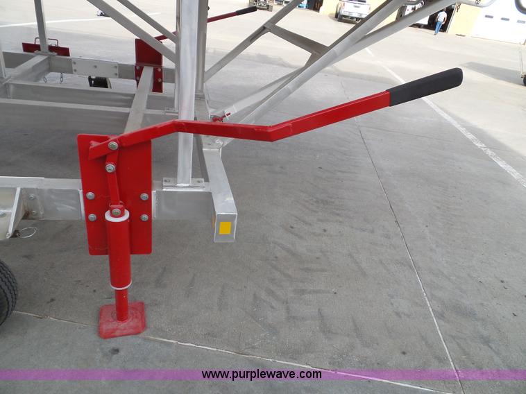 image for item J4851 2011 KCI GSE passenger boarding ramp