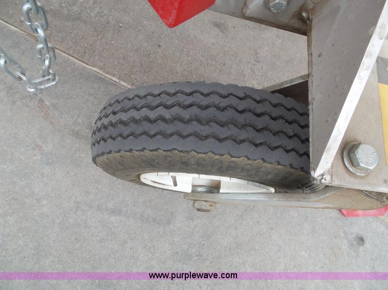 image for item J4851 2011 KCI GSE passenger boarding ramp