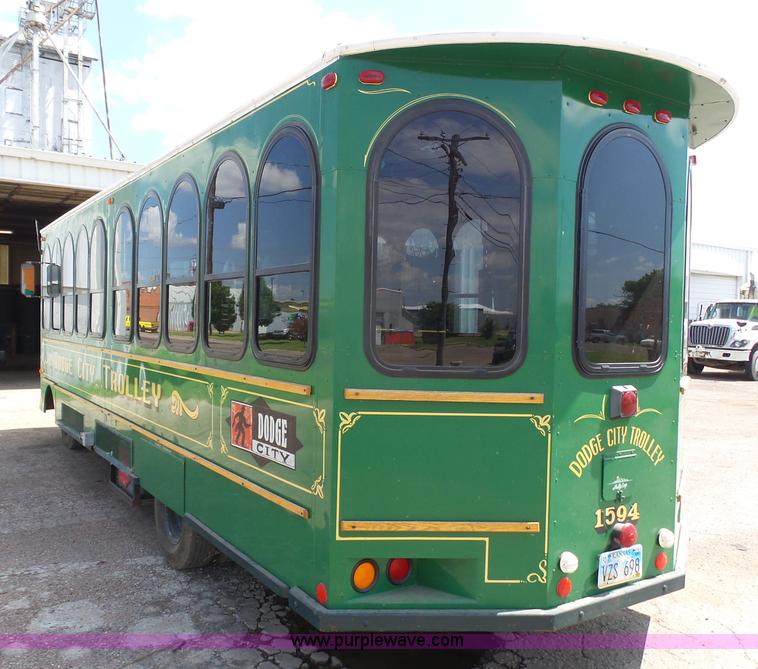 image for item J6028 1994 Ford F53 trolley