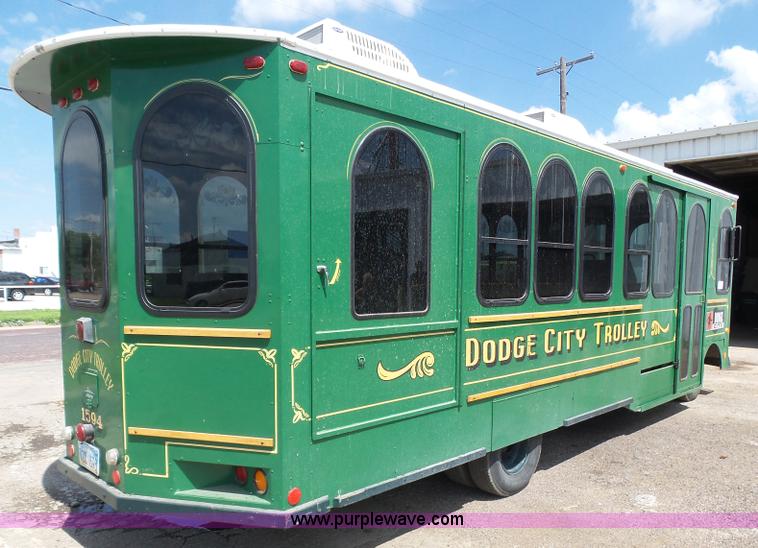 image for item J6028 1994 Ford F53 trolley