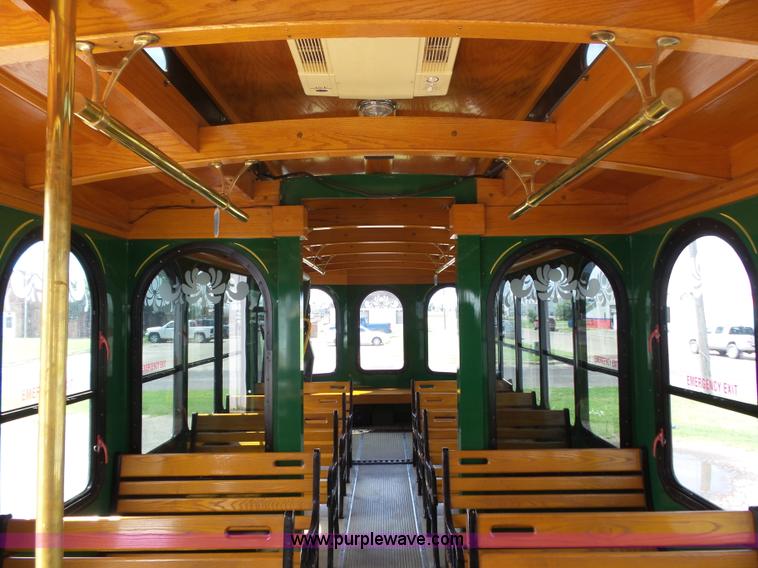 image for item J6028 1994 Ford F53 trolley