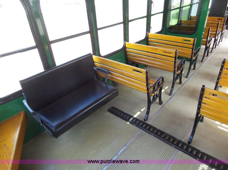 image for item J6028 1994 Ford F53 trolley