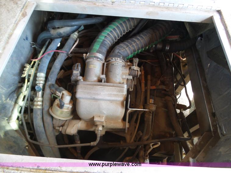 image for item J6028 1994 Ford F53 trolley