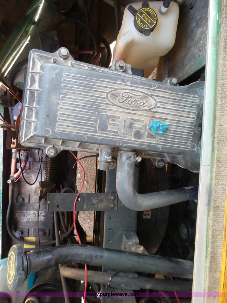 image for item J6028 1994 Ford F53 trolley