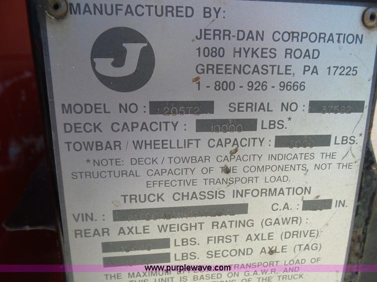 image for item J6031 1997 International 4700 rollback truck