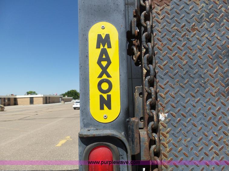 image for item J6034 1997 Wabash SA-102-FFW dry van trailer