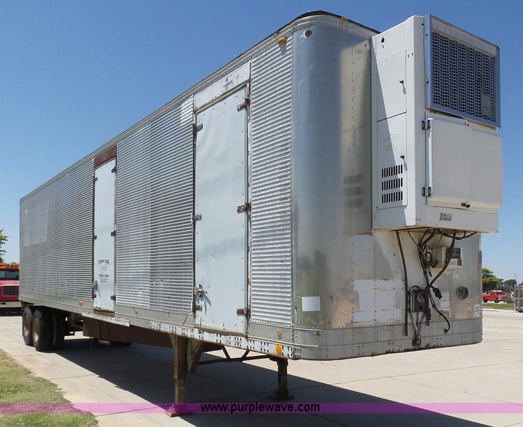 image for item J6035 1978 Fruehauf A9-8576-42-6PR refrigerated van trailer