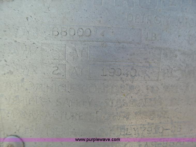 image for item J6035 1978 Fruehauf A9-8576-42-6PR refrigerated van trailer