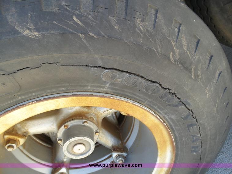 image for item J6036 1962 Load Craft JT908PB flatbed trailer