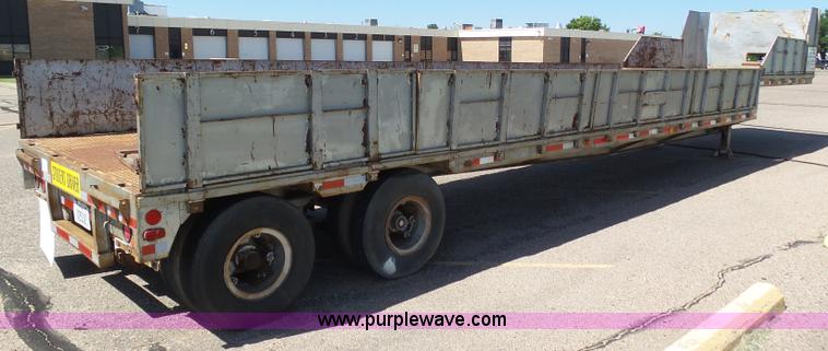 image for item J6037 1978 Fontaine DPT-3-5042 drop deck trailer