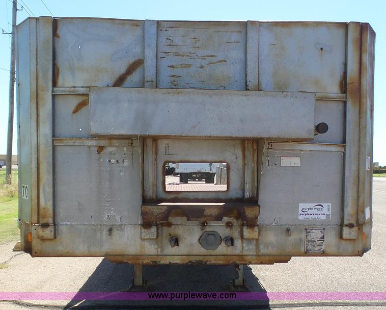 image for item J6037 1978 Fontaine DPT-3-5042 drop deck trailer