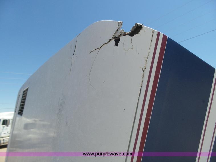 image for item J6041 1990 Volvo WIA semi truck