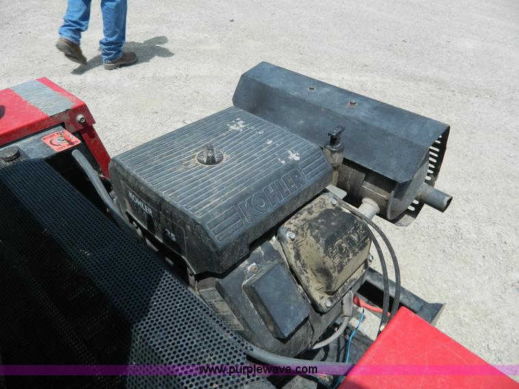 image for item J8853 Snapper ZM2501KH lawn mower