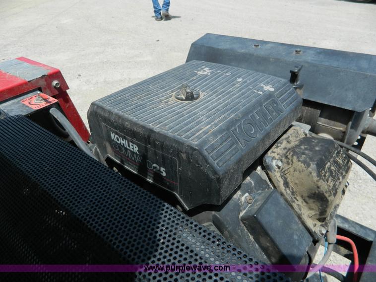 image for item J8853 Snapper ZM2501KH lawn mower