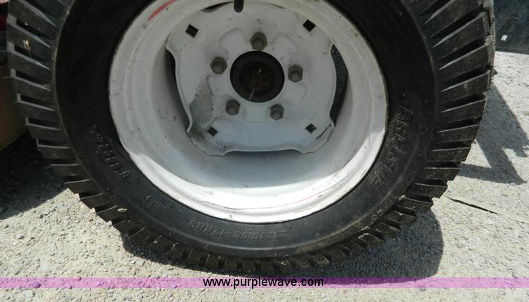 image for item J8853 Snapper ZM2501KH lawn mower