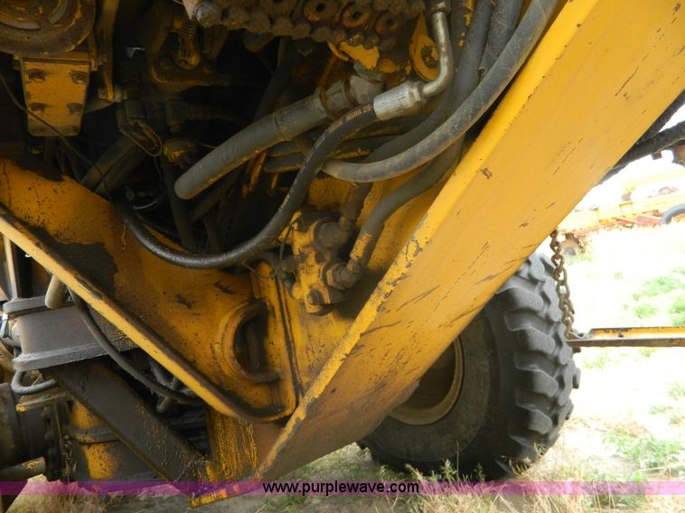 image for item J8875 1976 Caterpillar 140G motor grader