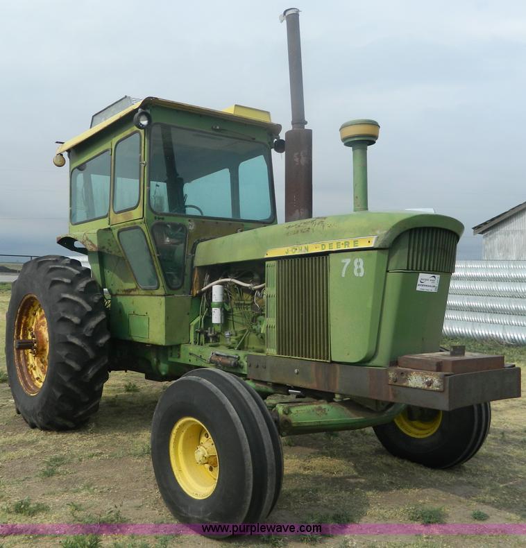 image for item J8876 John Deere 5020 tractor
