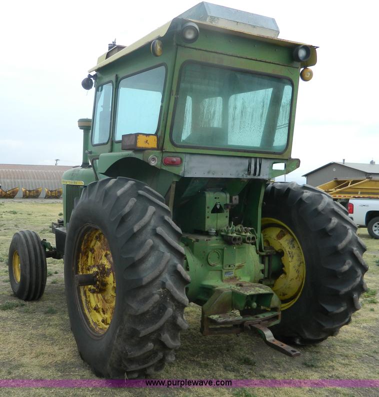 image for item J8876 John Deere 5020 tractor