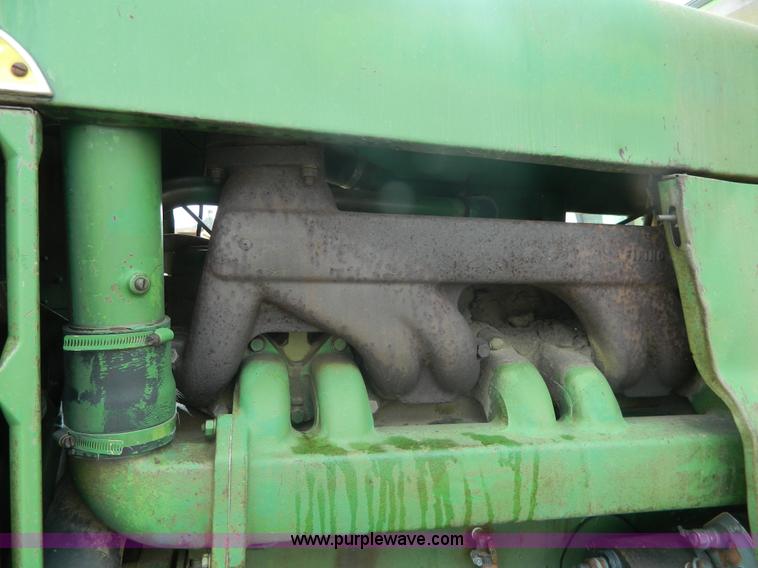 image for item J8876 John Deere 5020 tractor