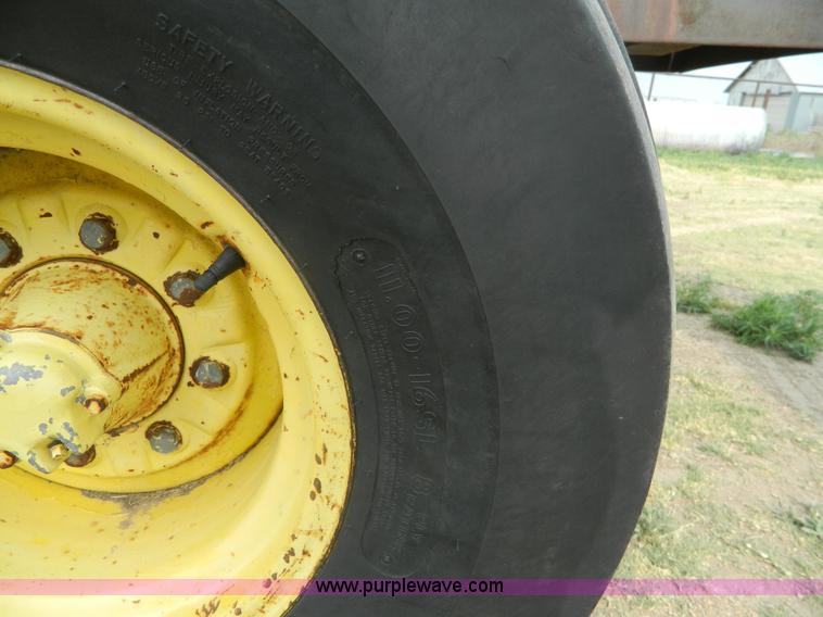 image for item J8876 John Deere 5020 tractor