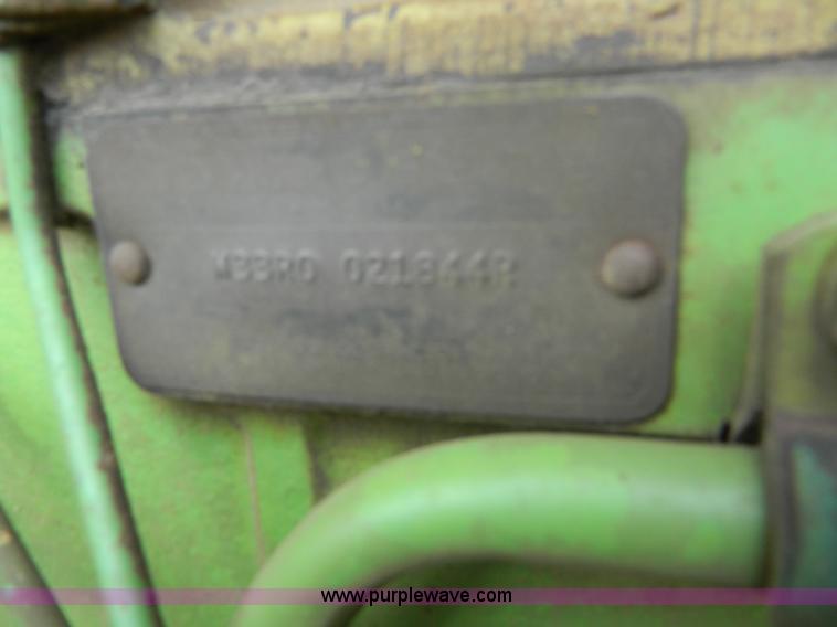 image for item J8876 John Deere 5020 tractor