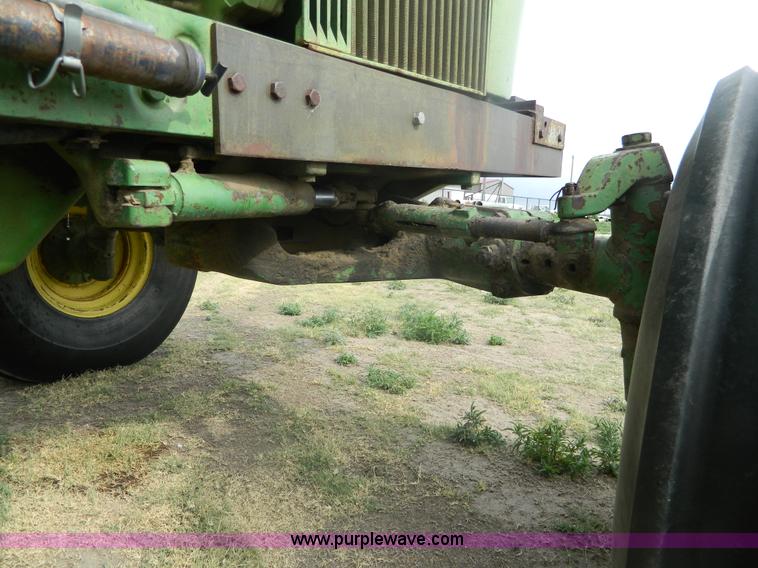 image for item J8876 John Deere 5020 tractor