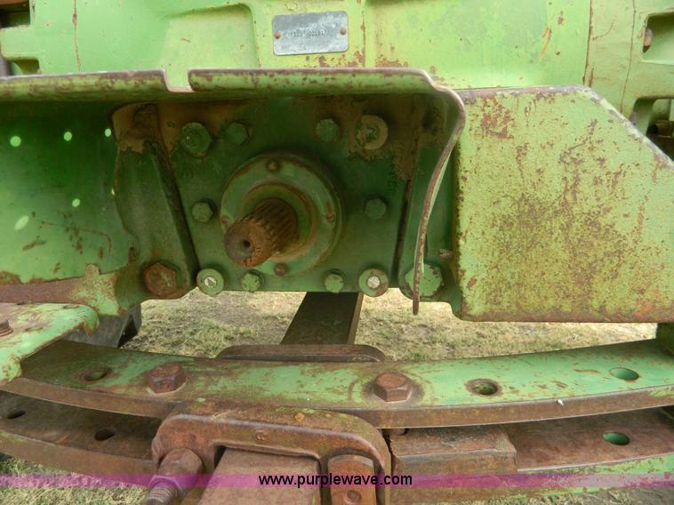 image for item J8876 John Deere 5020 tractor