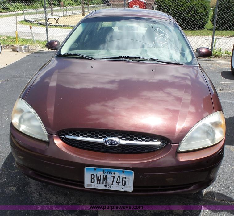 image for item K2181 2001 Ford Taurus SES