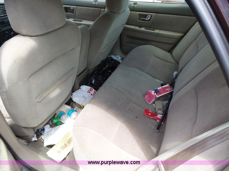 image for item K2181 2001 Ford Taurus SES