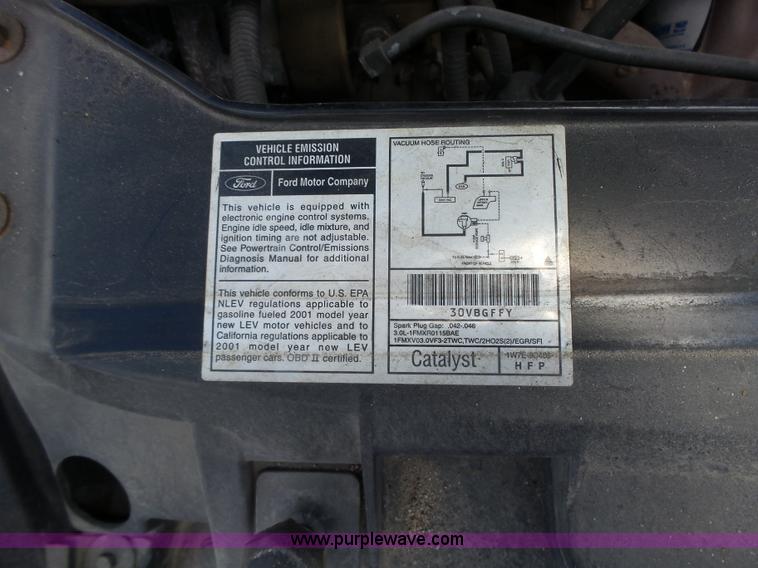 image for item K2181 2001 Ford Taurus SES