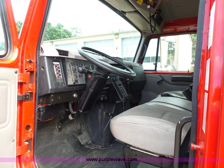 image for item K3178 1997 International 4700 Crew Cab tanker fire truck