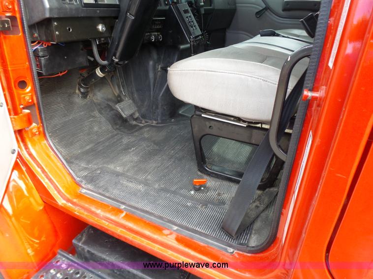 image for item K3178 1997 International 4700 Crew Cab tanker fire truck