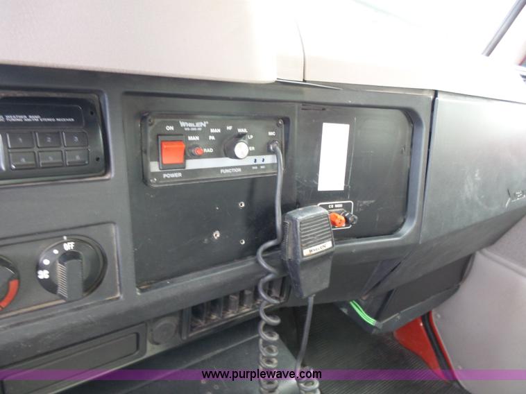 image for item K3178 1997 International 4700 Crew Cab tanker fire truck