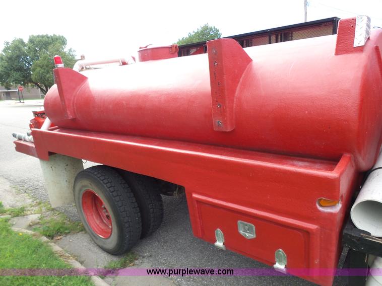 image for item K3178 1997 International 4700 Crew Cab tanker fire truck