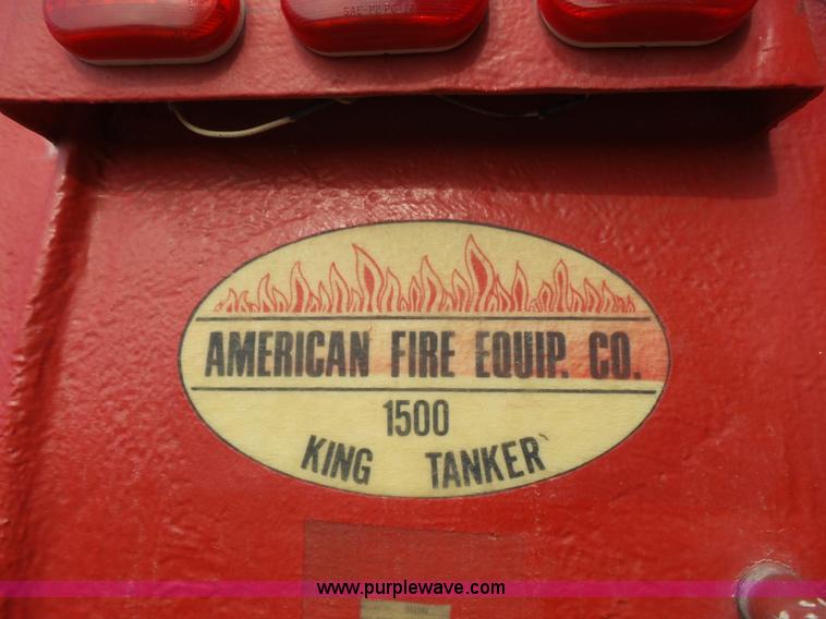image for item K3178 1997 International 4700 Crew Cab tanker fire truck