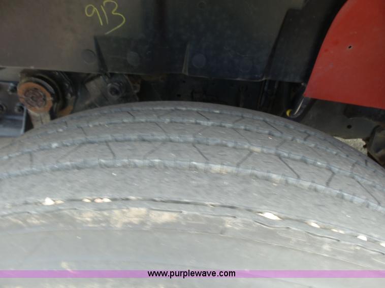 image for item K3178 1997 International 4700 Crew Cab tanker fire truck