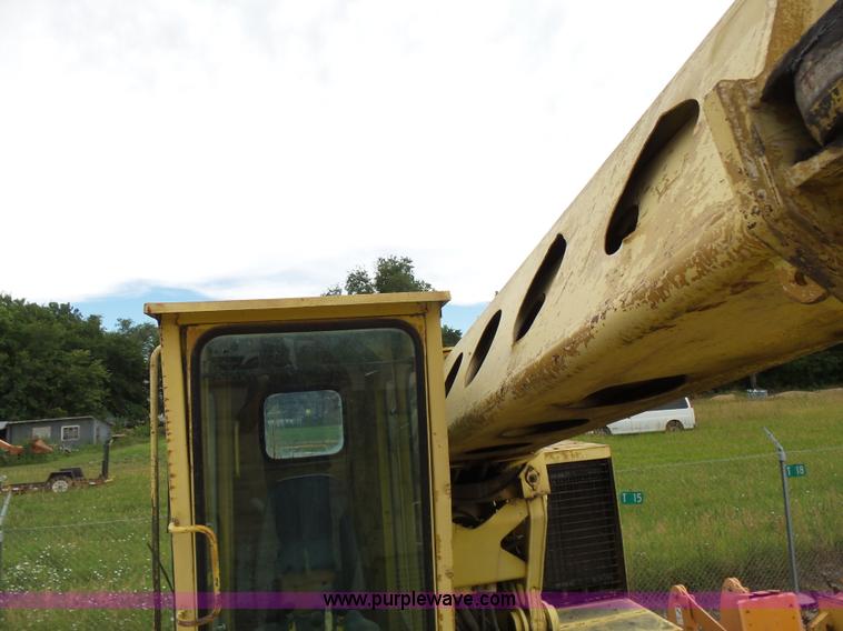 image for item K3184 Gradall G440 rubber tired excavator