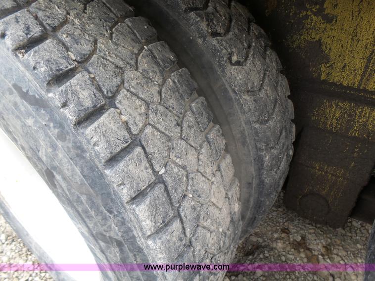 image for item K3184 Gradall G440 rubber tired excavator