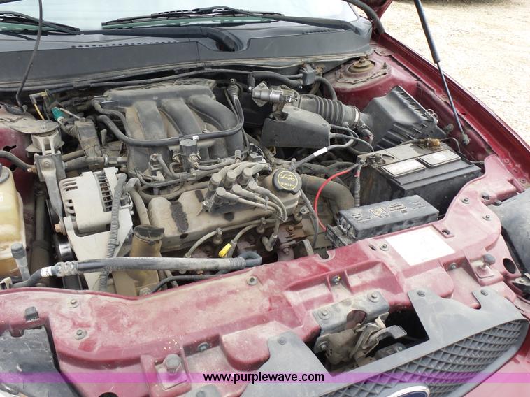 image for item K3185 2005 Ford Taurus