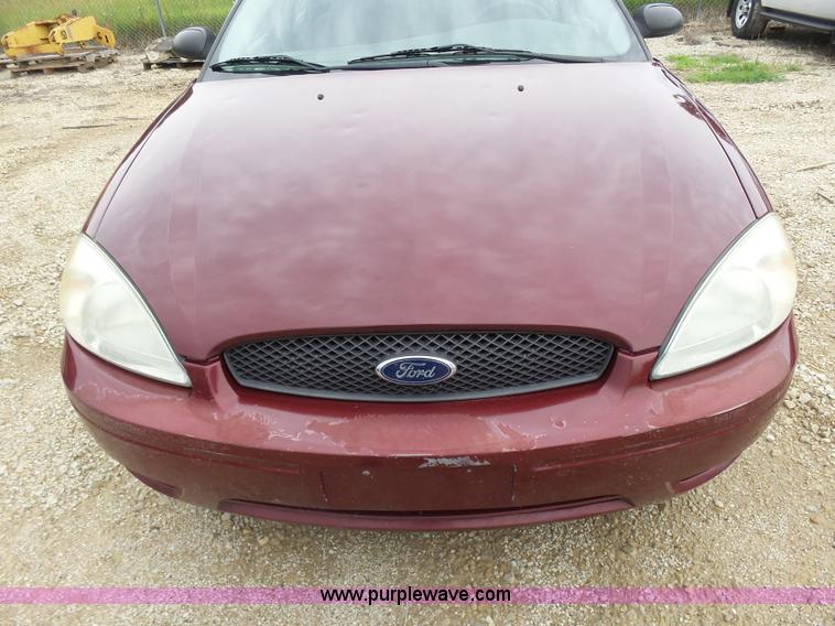 image for item K3185 2005 Ford Taurus