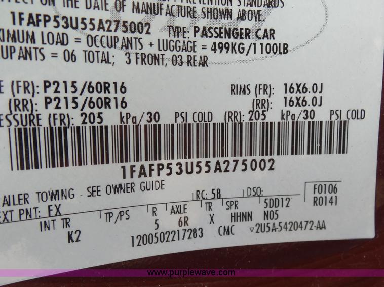 image for item K3185 2005 Ford Taurus