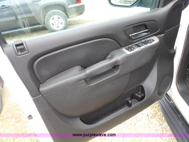 image for item K3186 2012 Chevrolet Tahoe Police SUV