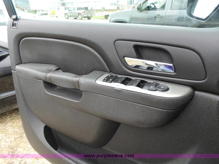 image for item K3186 2012 Chevrolet Tahoe Police SUV