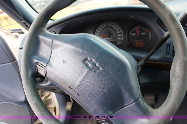 image for item K3188 2005 Chevrolet Impala