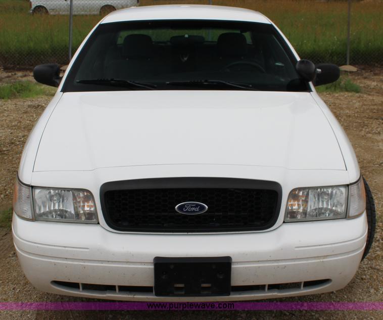 image for item K3189 2010 Ford Crown Victoria Police Interceptor