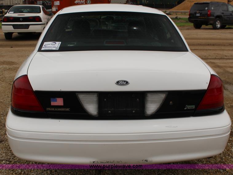 image for item K3189 2010 Ford Crown Victoria Police Interceptor
