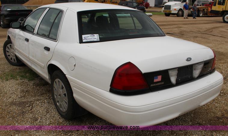 image for item K3189 2010 Ford Crown Victoria Police Interceptor