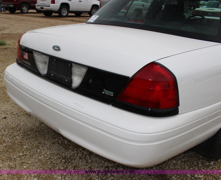 image for item K3189 2010 Ford Crown Victoria Police Interceptor