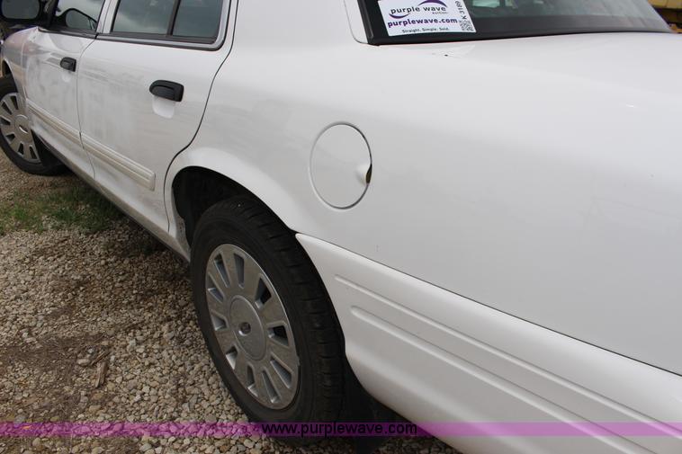 image for item K3189 2010 Ford Crown Victoria Police Interceptor